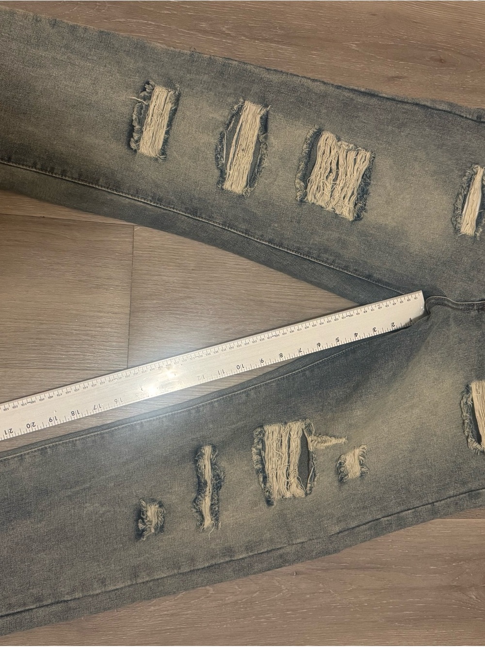 Boyfriend jeans / worn straight with tears (Distressed) unisex acid wash size 32 - Picture 2 of 6